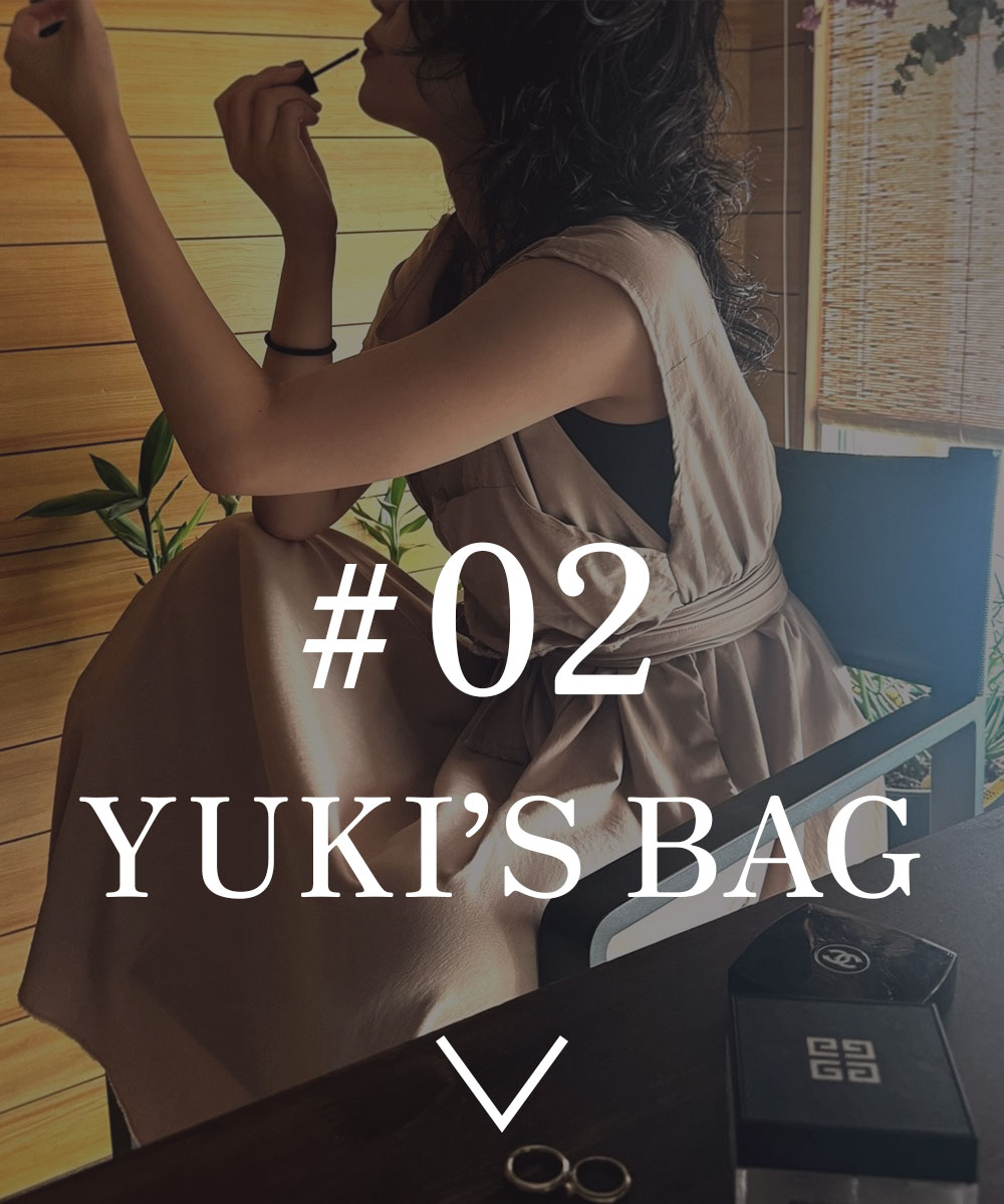 What's in my bag?】アイルミネSTAFFのバッグの中身を大公開！