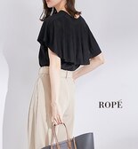 【ROPE'】オフィスにも使える甘めトップス特集！