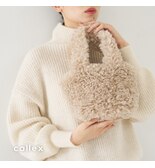 持つだけでシーズンムード高まる！ボアバッグ登場