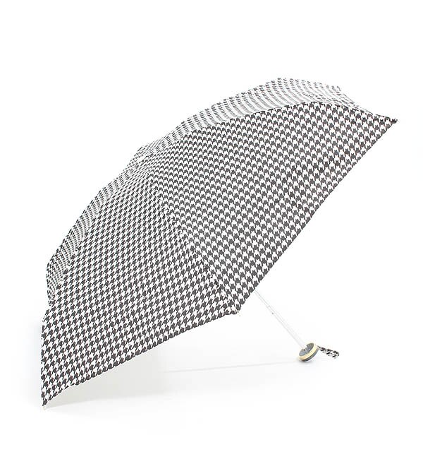 O CompactPorch Umbrella