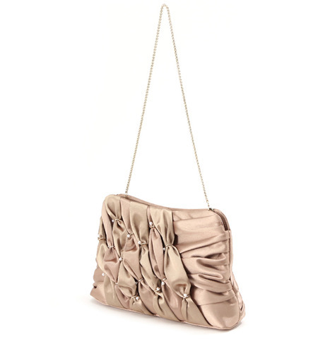 Lapuis ギャザーリングクラッチ