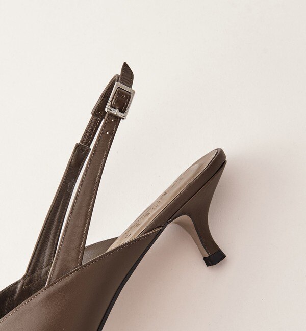 シャープアシンメトリーバックベルト パンプス45↓↑|ODETTE E