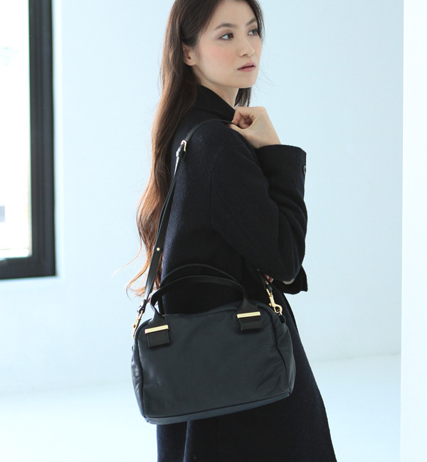 ＜BARDOT ROSE(バルドロゼ)＞キューブ×ブリッジ ボストン バッグ