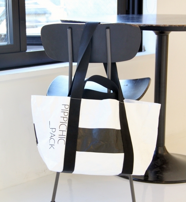 ＜Pippichic（ピッピシック）＞ロゴパック バッグ