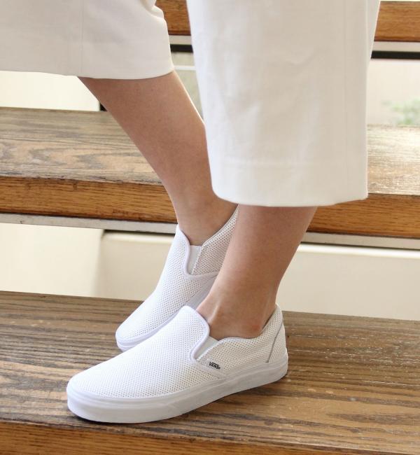 ＜VANS＞ SLIP ON スニーカー