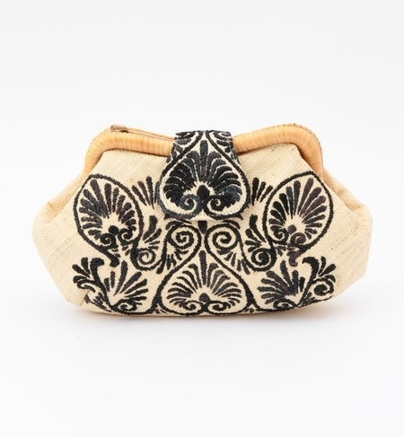 Larone / FleurDelys クラッチバッグ