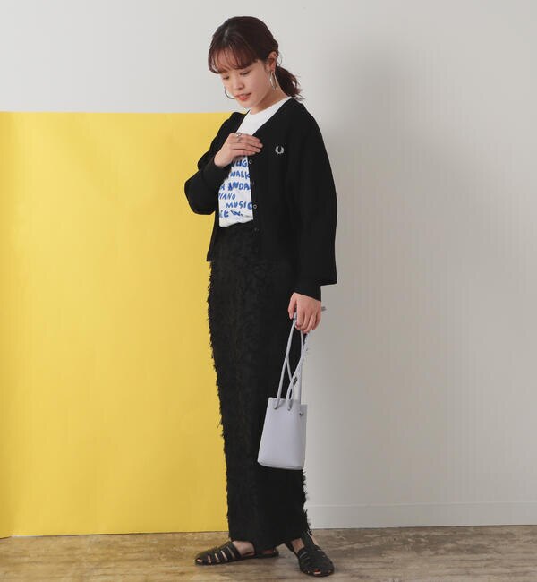 FRED PERRY × Ray BEAMS / 別注 Vネック カーディガン|BEAMS WOMEN