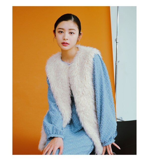 Ray BEAMS / フェイクファー クルーネック ベスト|BEAMS WOMEN