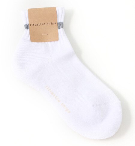 【シップス フォー ウィメン/SHIPS for women】 【リンネル 別冊 vol.2掲載】liflattie ships:ラメライン スポーツ ソックス [3000円(税込)以上で送料無料]