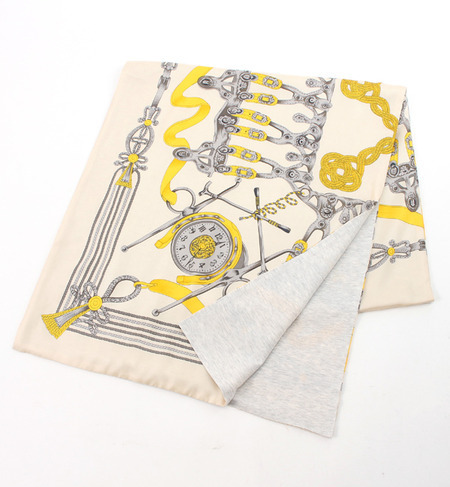 コンビ ロングスカーフ