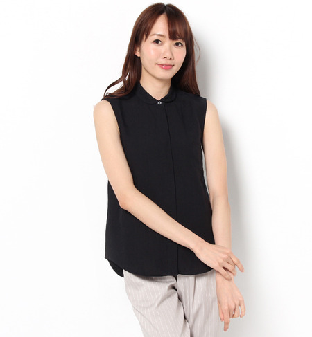 リネンラウンドカラーノースリーブシャツ