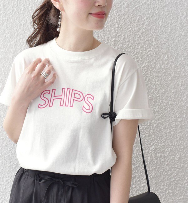 一部追加予約》* SHIPS ラウンド プリント ロゴ TEE ◇|SHIPS(シップス