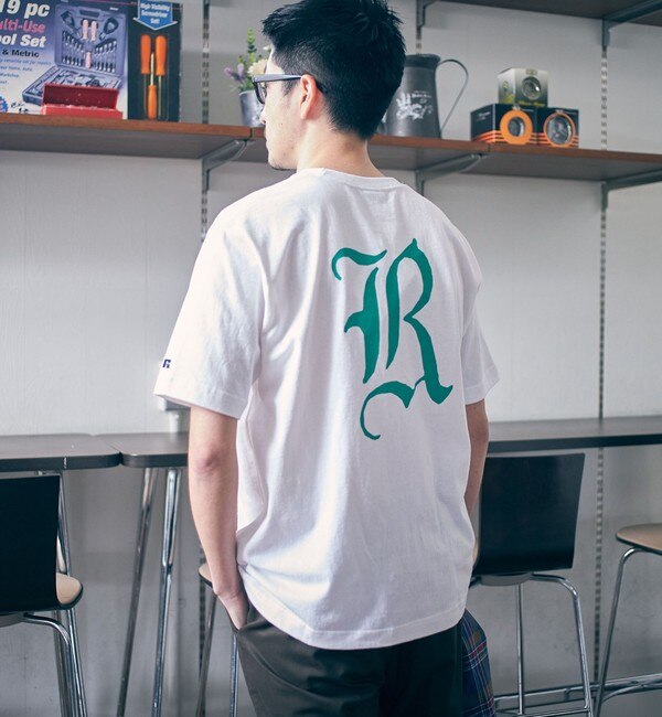 SHIPS別注】RUSSELL ATHLETIC: OLD ENGLISH プリント Tシャツ|SHIPS