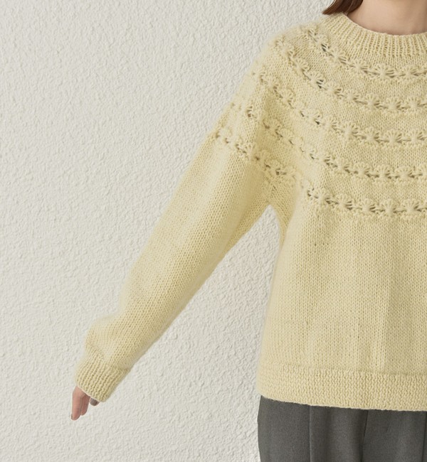 【SHIPS any別注】NEPAL HAND KNIT: フラワー ライン ニット