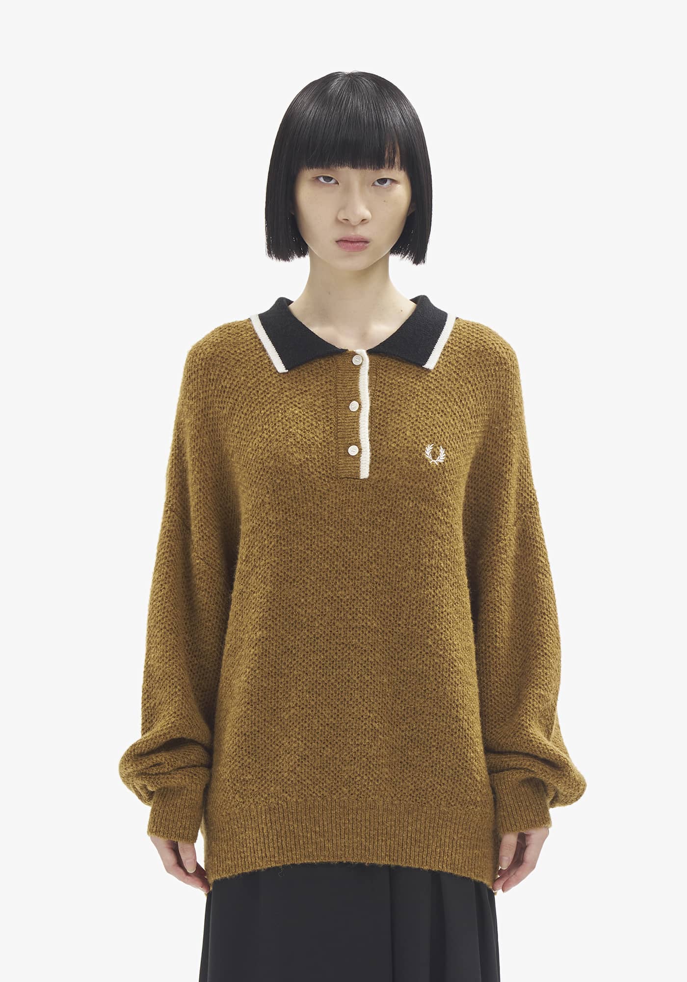 レビューで送料無料】 ☆FRED PERRY☆ 総柄ニット ロゴ 背中柄