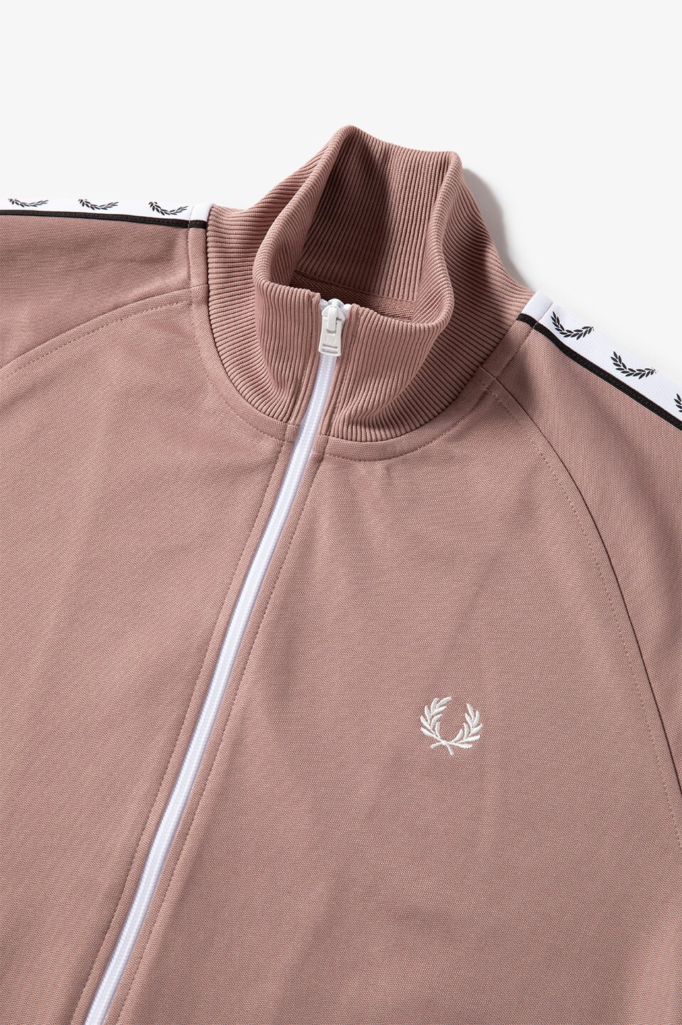 Taped Track Jacket|FRED PERRY(フレッドペリー)の通販｜アイルミネ