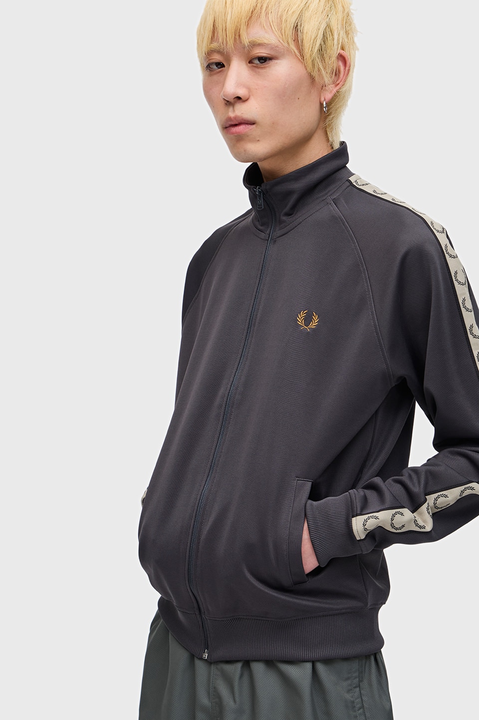 Contrast Tape Track Jacket|FRED PERRY(フレッドペリー)の通販 