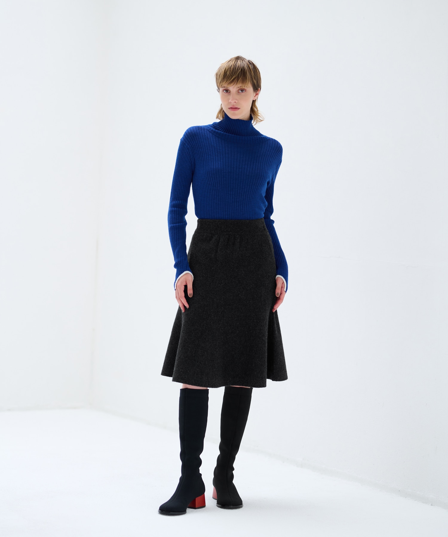 ペプラムニットスカート|LANVIN en Bleu(ランバンオンブルー)の通販