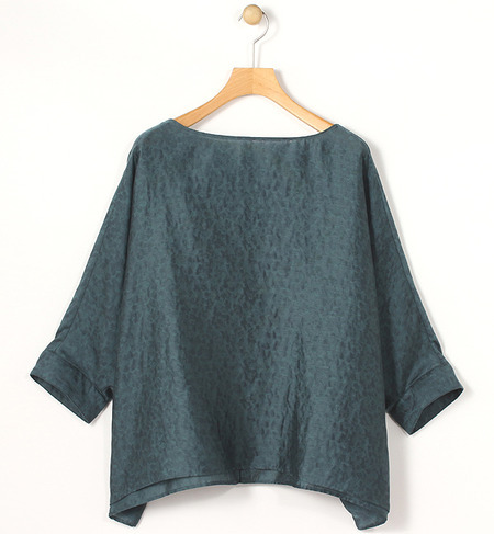 フラワーモチーフ ボリュームブラウス