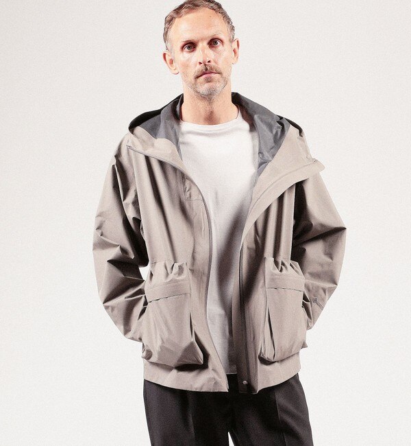 NCN別注 DESCENTE PAUSE×TOMORROWLAND フーデッドブルゾン - www.glchs