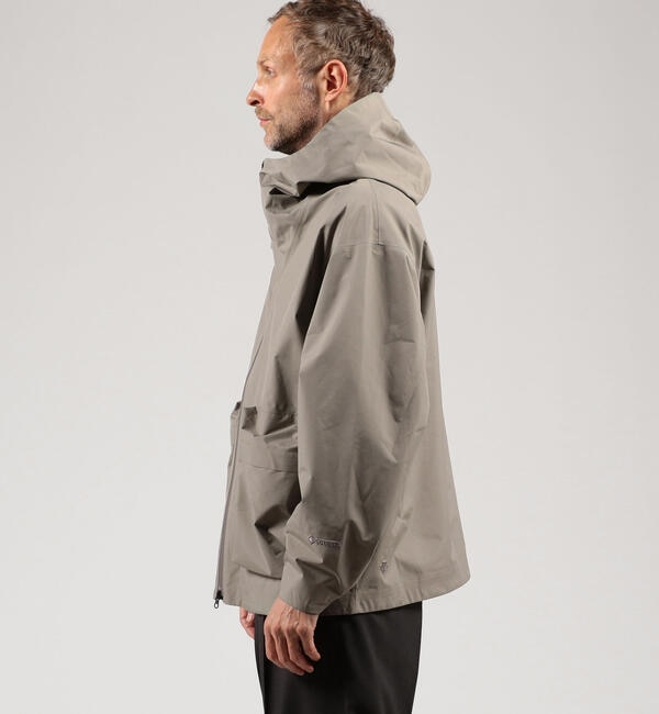 【別注】DESCENTE PAUSE×TOMORROWLAND フーデッドブルゾン