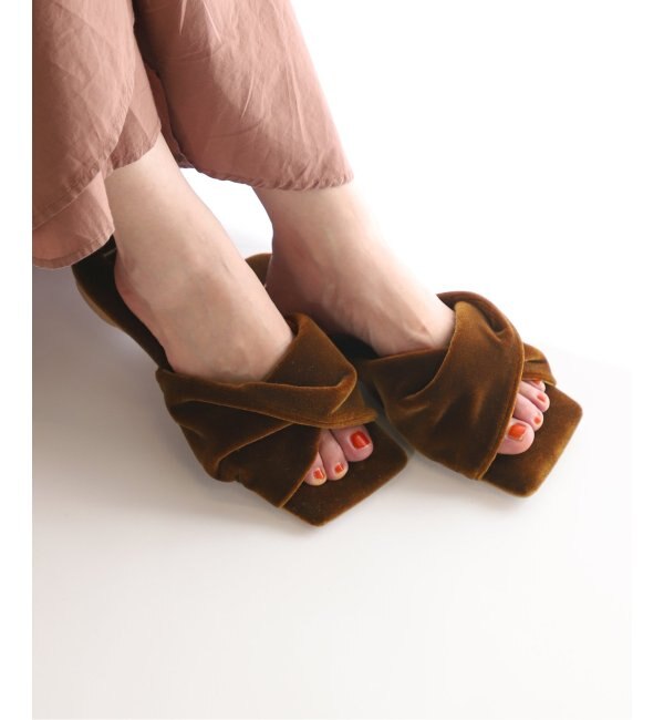 ☆セール IENAイエナ新品SLIPPERS ブラウン - 通販 - dhriiti.com