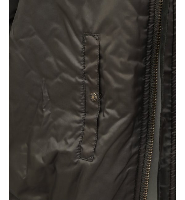 以下公式サイトの説明です【未使用】Barbour JBS フライトジャケット ブラック Sサイズ