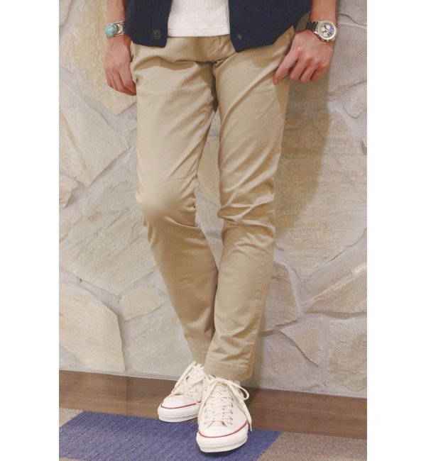 ストレッチチノテーパードパンツ