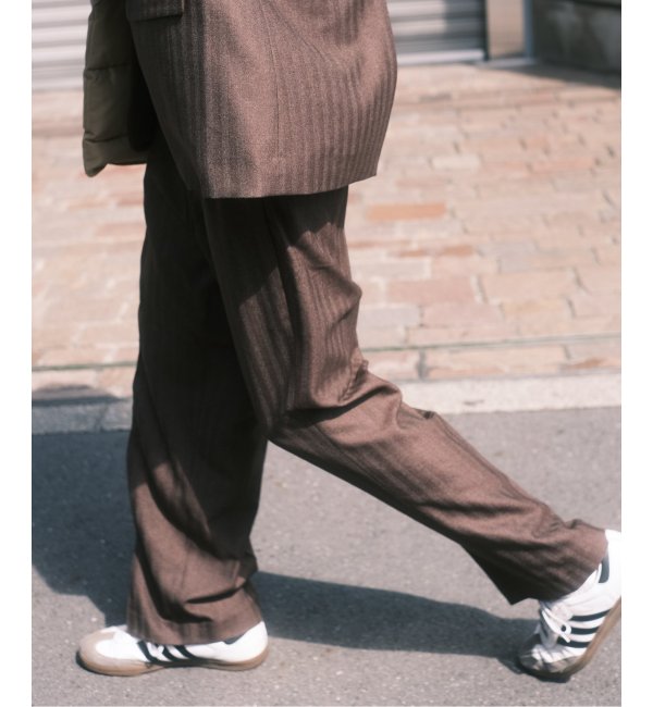 FARAH / ファーラー】Two-Tuck Side Adjustable Pants|JOURNAL