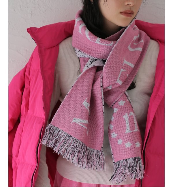 【MONTMARTRE NEW YORK】 Most Commercial Pink：マフラー