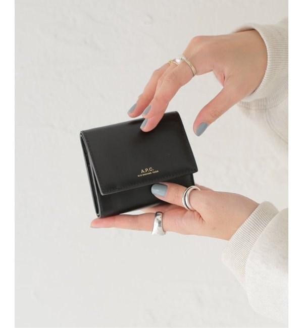 【A.P.C./アー・ペー・セー】COMPACT LOIS SMALL：財布