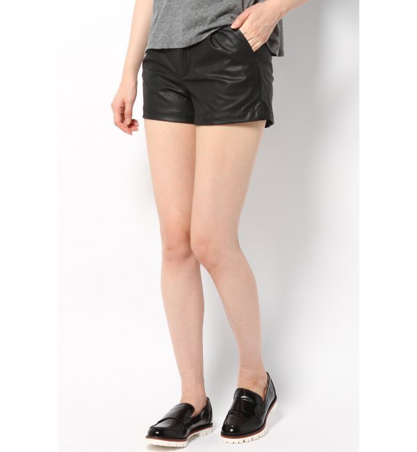 FAKEレザー ショートパンツ