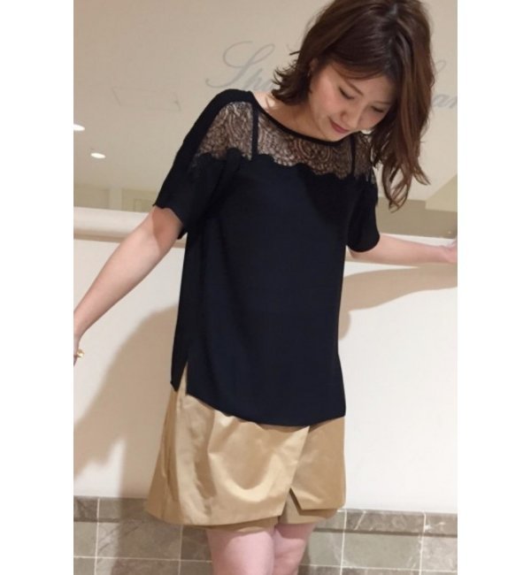 Room no.8レーストリムトップス