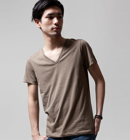 Plain V-Neck Tee