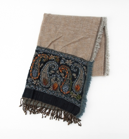 サイドペイズリー刺繍ストール