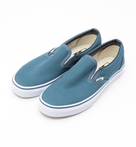 CLASSIC SLIP-ON
