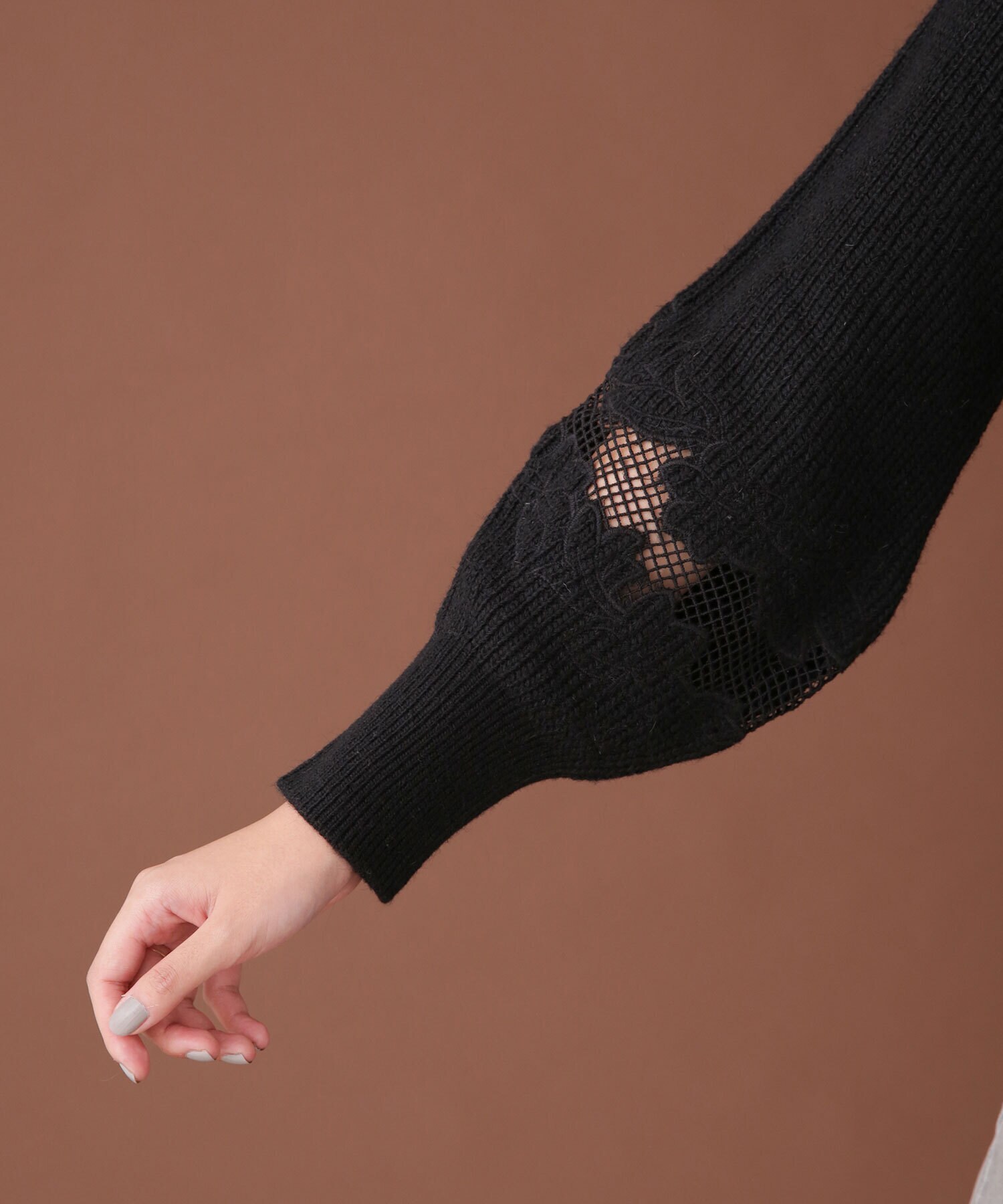 スリーブ刺繍ニット 長袖|nano・universe(ナノ・ユニバース)の通販