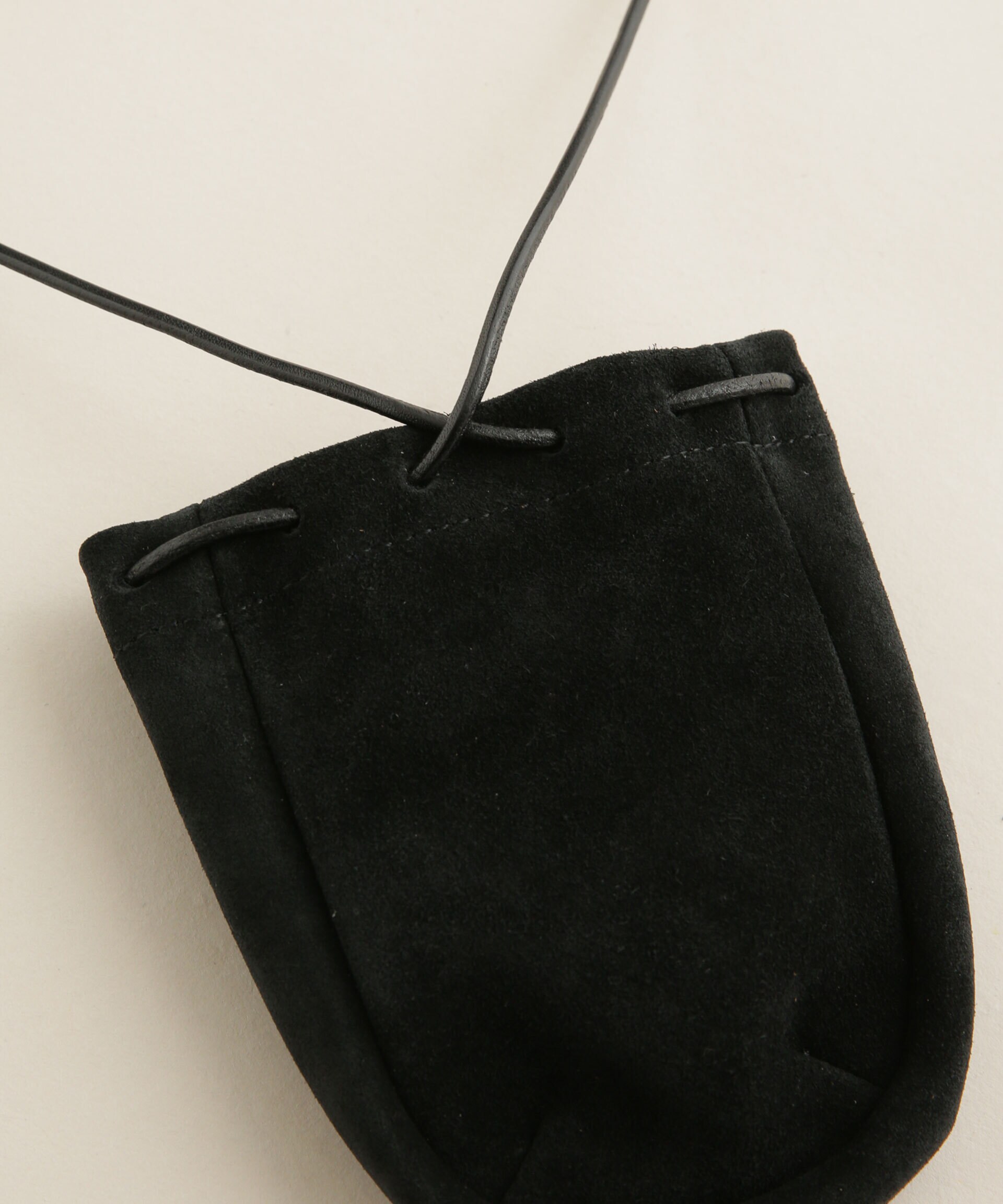 DRAWSTRING POUCH COW SUEDE nano universe