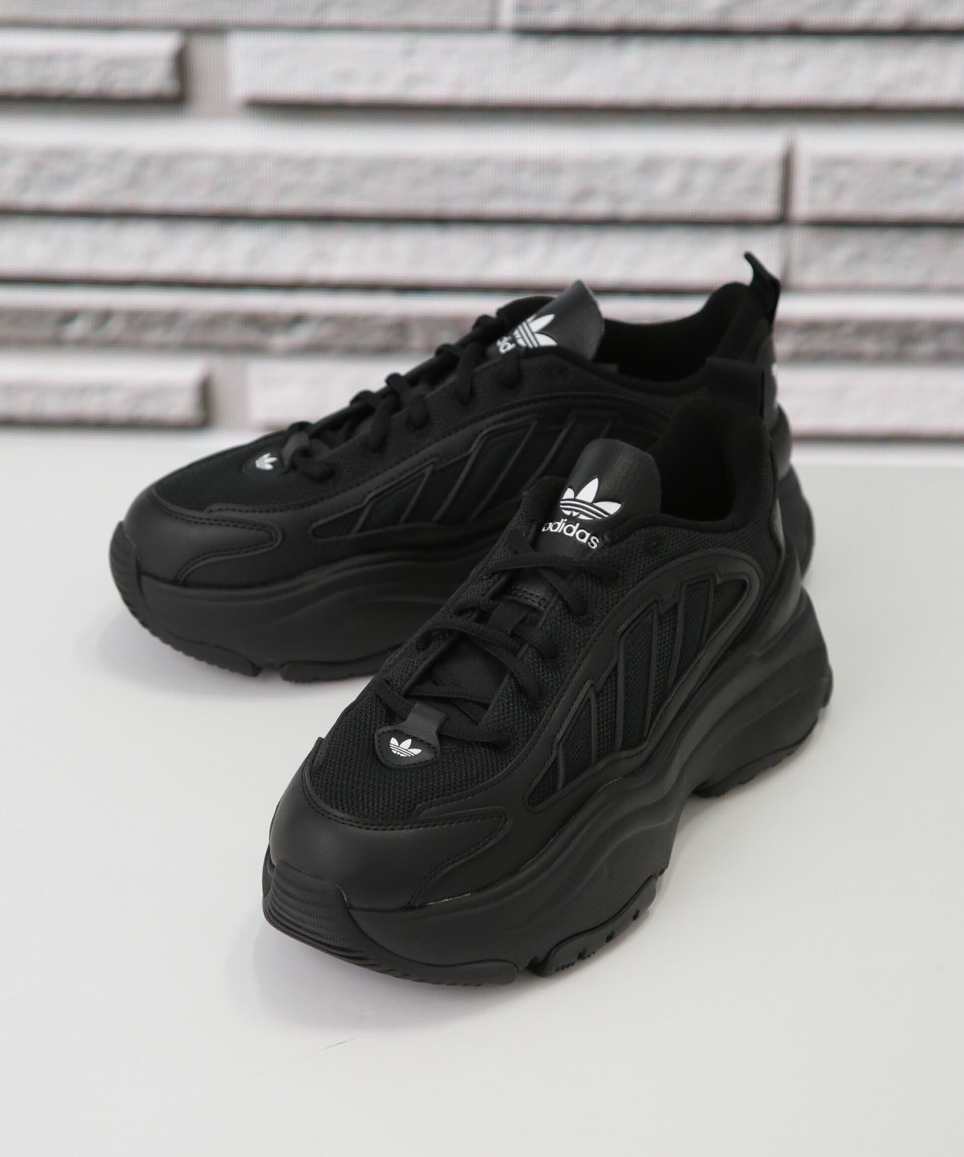 adidas/OZGAIA W