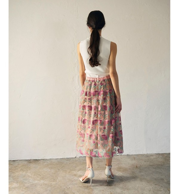 フラワー刺繍チュールスカート