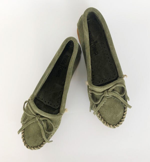 olive green minnetonka moccasins