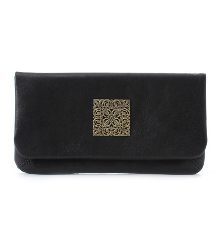 【店頭人気】B135050 LEATHER CLUTCH BAG