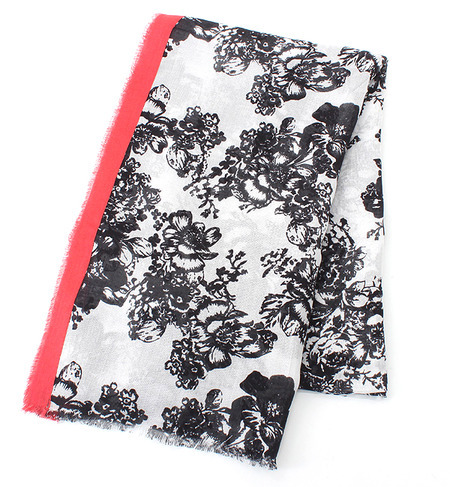 (S.K SIGNATURE)ALL OVER FLOWER MODAL SCARF