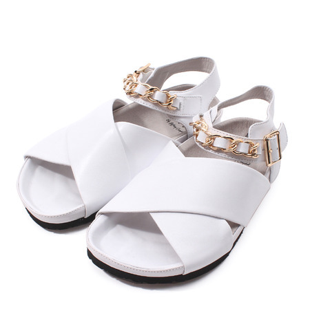 (JEFFREY CAMPBELL FOR ROSE BUD)HA:F1415 FLAT CALF LTH SNDL W/GLD CHAIN&BCKL