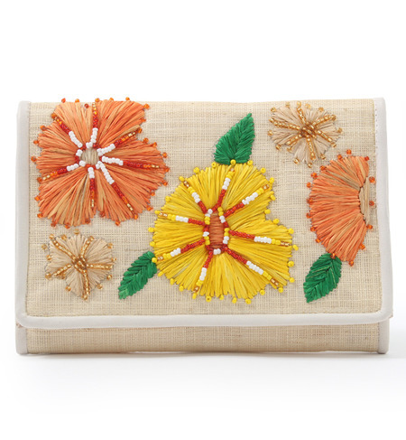 【ViVi8月号掲載】(FERIMAR)#CPR-01045 FLOWER EMB CLUTCH