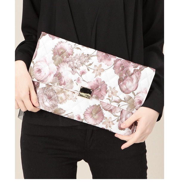 (LL ACCESSORIES) B1460C QUILTED FLOWER CLUTCH BAG