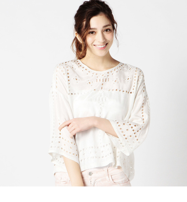 （B.B）R50358-11AI EMBROIDERY BLOUSE