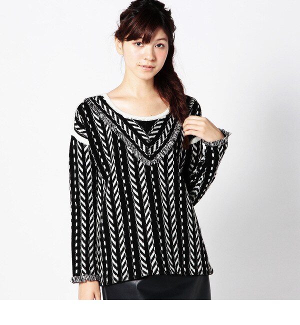 5203449 FRINGE PULL OVER SWEATER