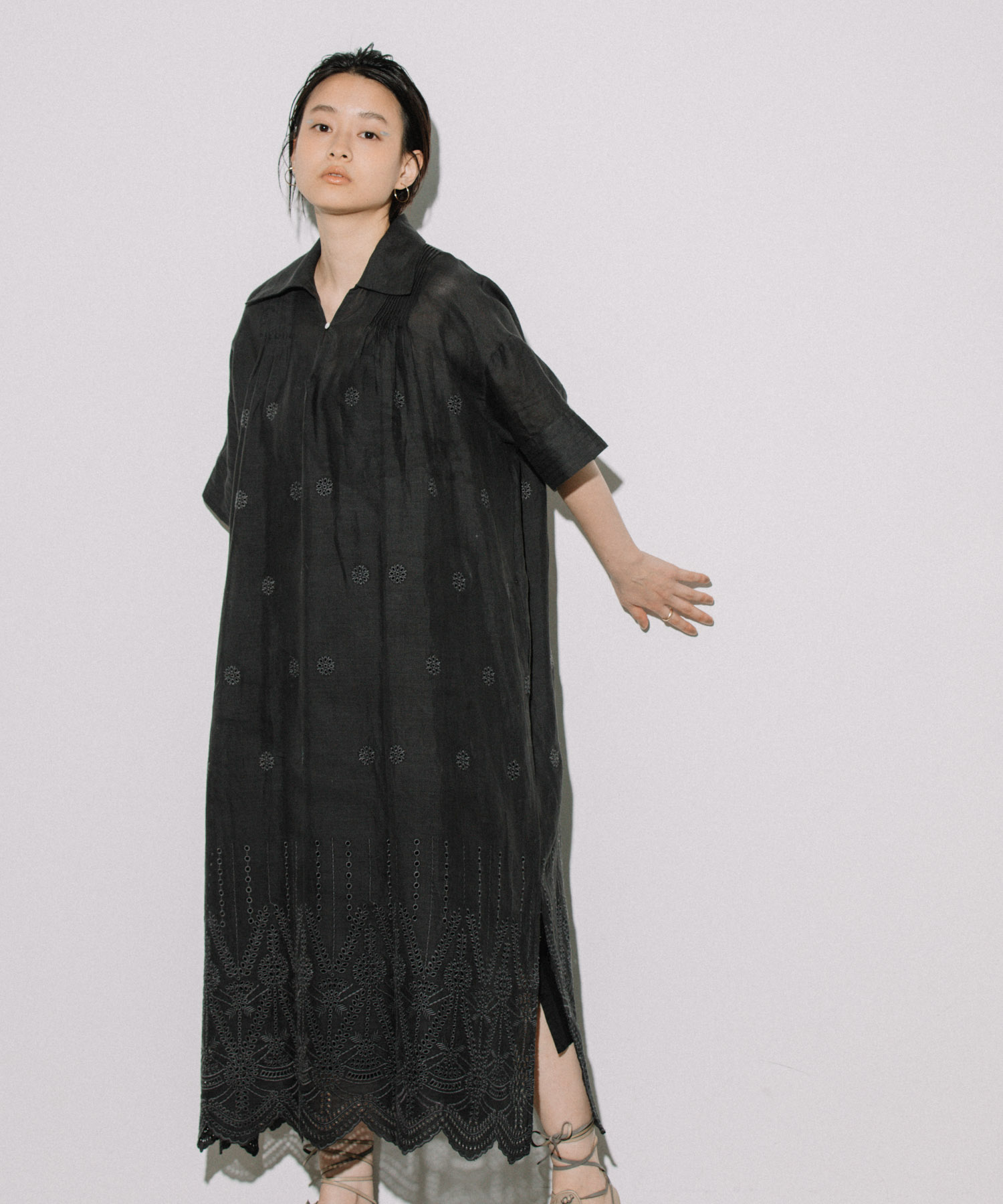 Audrey And John Wad リネンカットワーク刺繍ロングワンピース Landwards ランドワーズ の通販 アイルミネ