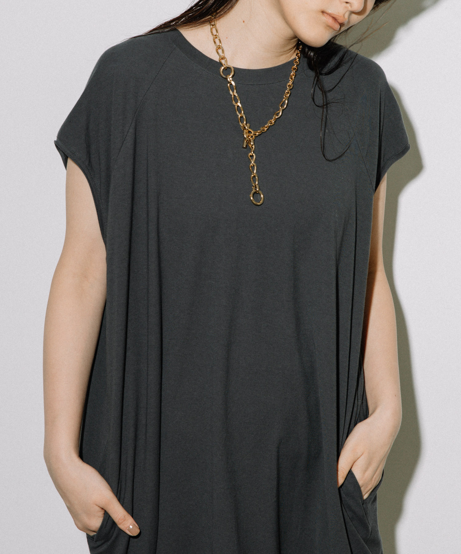 Audrey And John Wad スリット入りクルーネックワンピース ウォッシャブル Landwards ランドワーズ の通販 アイルミネ